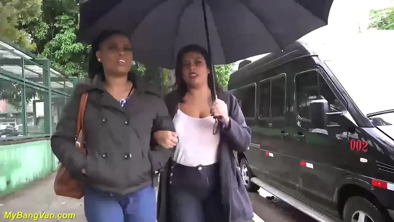 Rough Black Cock Orgy: BBW Latina Anal Fucks in Skintight Jeans