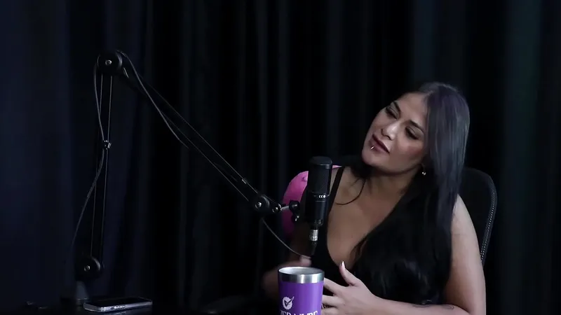 Gabriella Gushi: Cop Fetish, Cosplay Scenes - Controversial!
