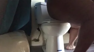Fat ass bouncing.