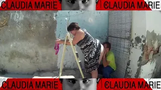 I take off the fat woman's panties and make her a good pussy food against the wall.