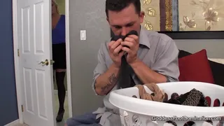 Hot milf gives foot job to horny guy