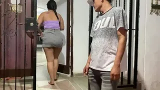 He puts his cock in my pussy when my step mother leaves, my stepfather wants to fuck my pussy when I'm alone in the house