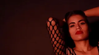 The richest Colombian shows her delicious body mmm