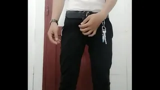 Straight guy sucking cock in toilet