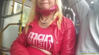 The naughty sucked me on the public bus