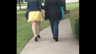 Short skitrt babe