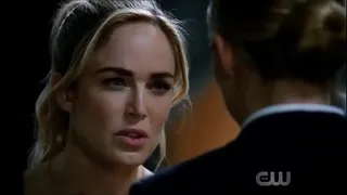 All Sara Lance kissing scene