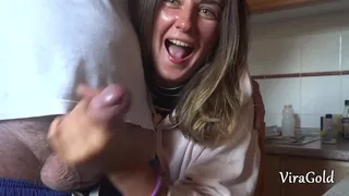 Amateur Handjob and Cumshot