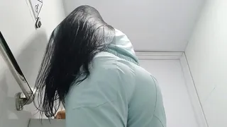 Nurse recorded by amateur camera (doctor's office)