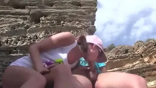 Assfuck outdoor near the cliff