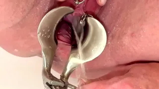 Strong Stream PEE from my spread out Pussy by Speculum