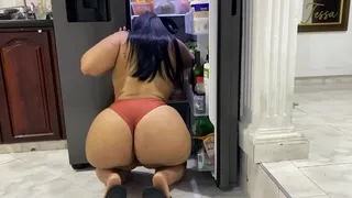 girl giant ass giant tits