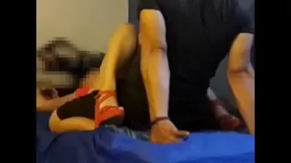 Andaba de putita en la oficina y me la llevé a cogérmela