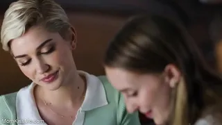 Two girls who love pussy