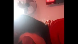 my girlfriend makes me come