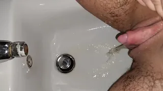 Bidet piss
