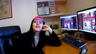Even the editor of the porn site is good at the cameras