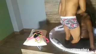 HOW HOT TO HAVE SEX WITH A FRIEND