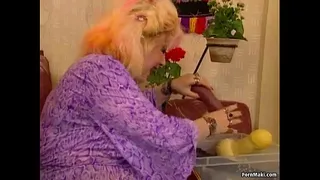 Chubby Granny Enjoys Fisting and Fucknig