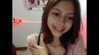 Sweet Latina cam show