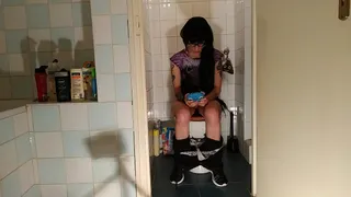 Slim teen girl pissing & in front of hidden cam pt1 HD