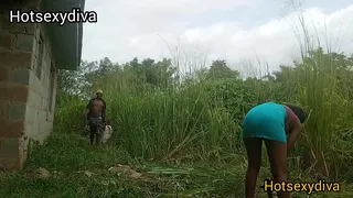 Hotsexydiva taking the laborers BBc raw, hardcore.(please watch full video on X-RED)