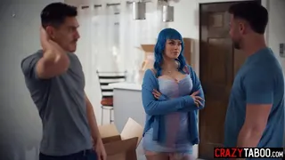 Sexy big booty Jewelz Blu swallowed huge cock and enjoyed hardcore sex