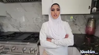 2 Arab Hijab Girls Fucked - NOOKIES