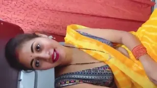 Hindi sex video with chudai in train