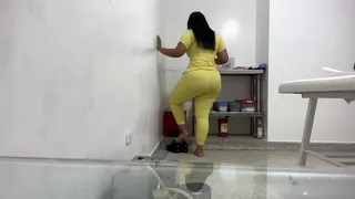 voluptuous girl with huge ass