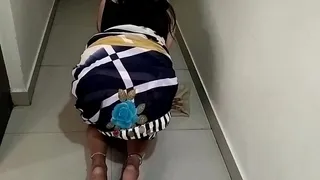 Hot sexy maid fucking in saree with dirty hindi audio