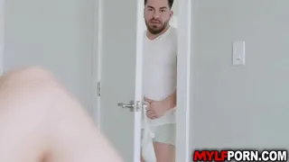 Lazy stepson gets a fuck reward from hot stepmom