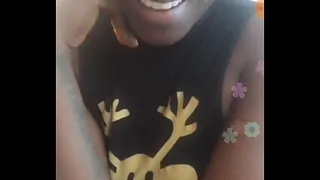 Hot black gril playing girl in bed