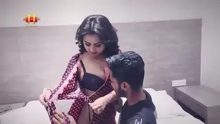 Sexy Indian Aunty Has Sex With Lover - HOT SENSATIONAL SEX FILM 2021 !!!!