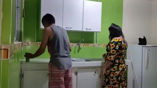 Comforting my stepmother because her husband is very sad, I was unfaithful to him, I help him to take it out on me, I end up fucking her in the kitchen