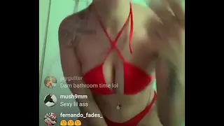 Clap Clap with the butt
