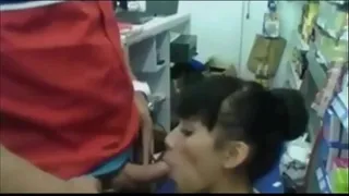 My slutty salesman sucking dick without seeing customer