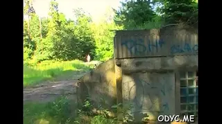 Cute hotty takes it up the ass