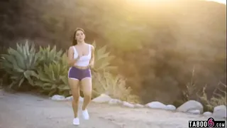 Italian chick picked up on the street to become a model