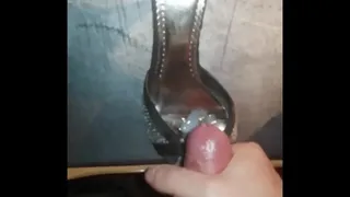 High heel jerking off