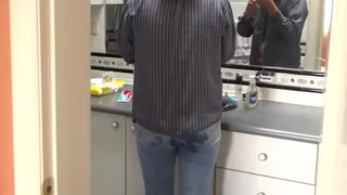 Great cumshot on stepmom's wonderful ass with her jeans on, two cameras recording it