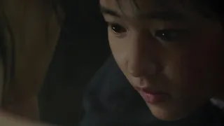 Female Actresses Make Love in a Mainstream Movie