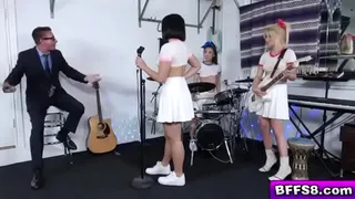 Talented Korean Cuties2.mp4