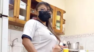 YOU HAVE TO USE YOUR TIME WELL!! Mature domestic worker starts making homemade porn in the boss's kitchen, she really enjoys it and gets excited while she touches her tits and her tight vagina. EXCLUSIVE REAL HOMEMADE PORN