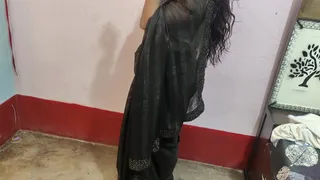 Muslim lady fucked by her Hindu boyfriend in black saree
