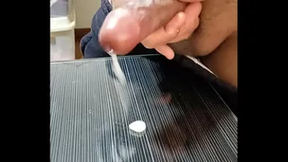 Disfruto de compartir mi leche con mi novia en vídeos, ella me hace tributos y yo se los hago a ella