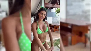 Masturbate for Iuly Lima Hot Brunette Girl