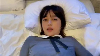 "Hey, nobody's home yet today, so let's have lots of fun." When I went to my girlfriend's house to play,