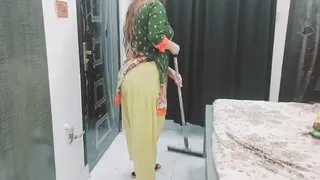 Pakistani Maid Has Sex With Boss