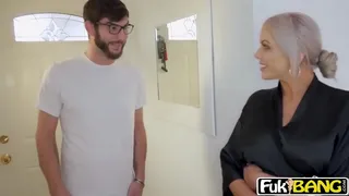 Elle